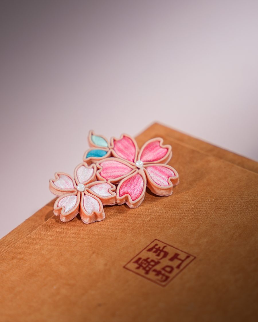 樱花压襟盘扣作品